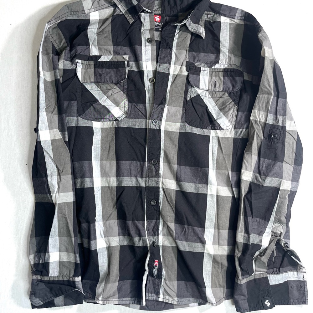 Southpole Y2K grunge Black and Gray Plaid long sleeve Button-Up Shirt, men’s XL